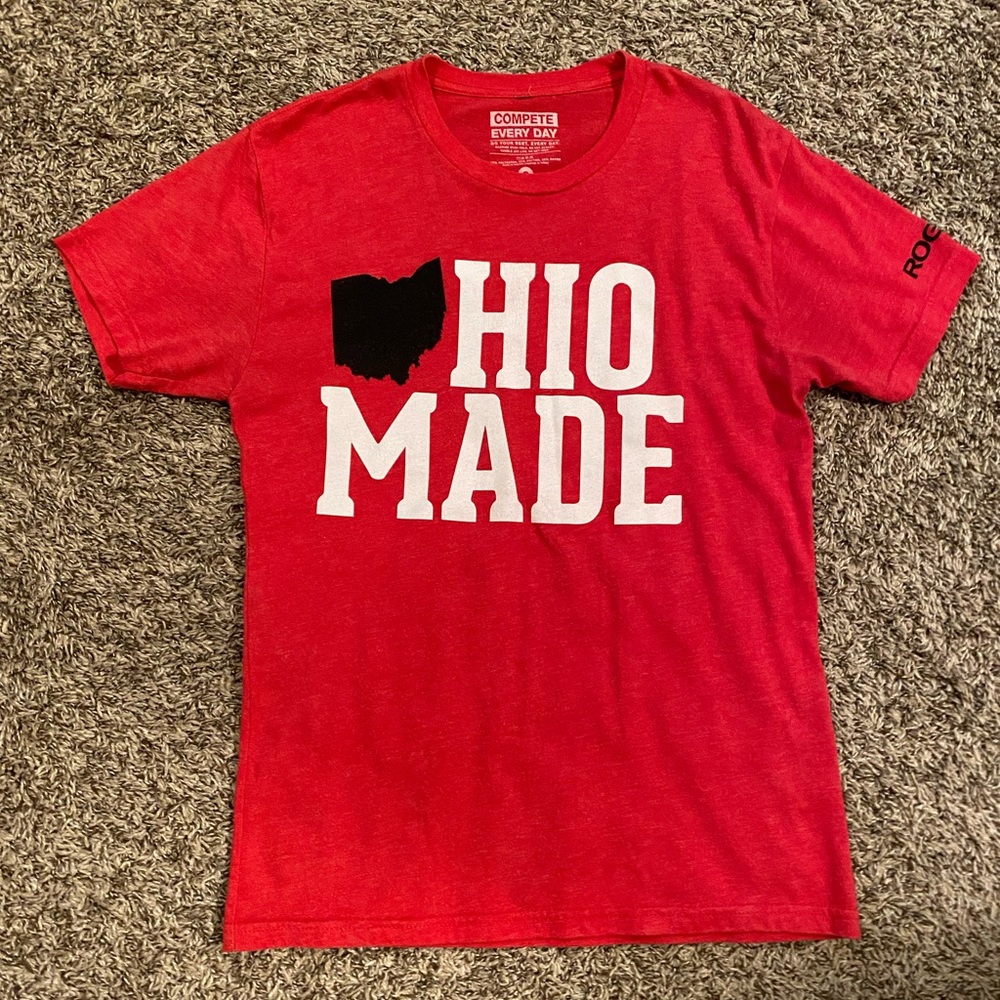 Womens small Rogue Ohio Made Tshirt
